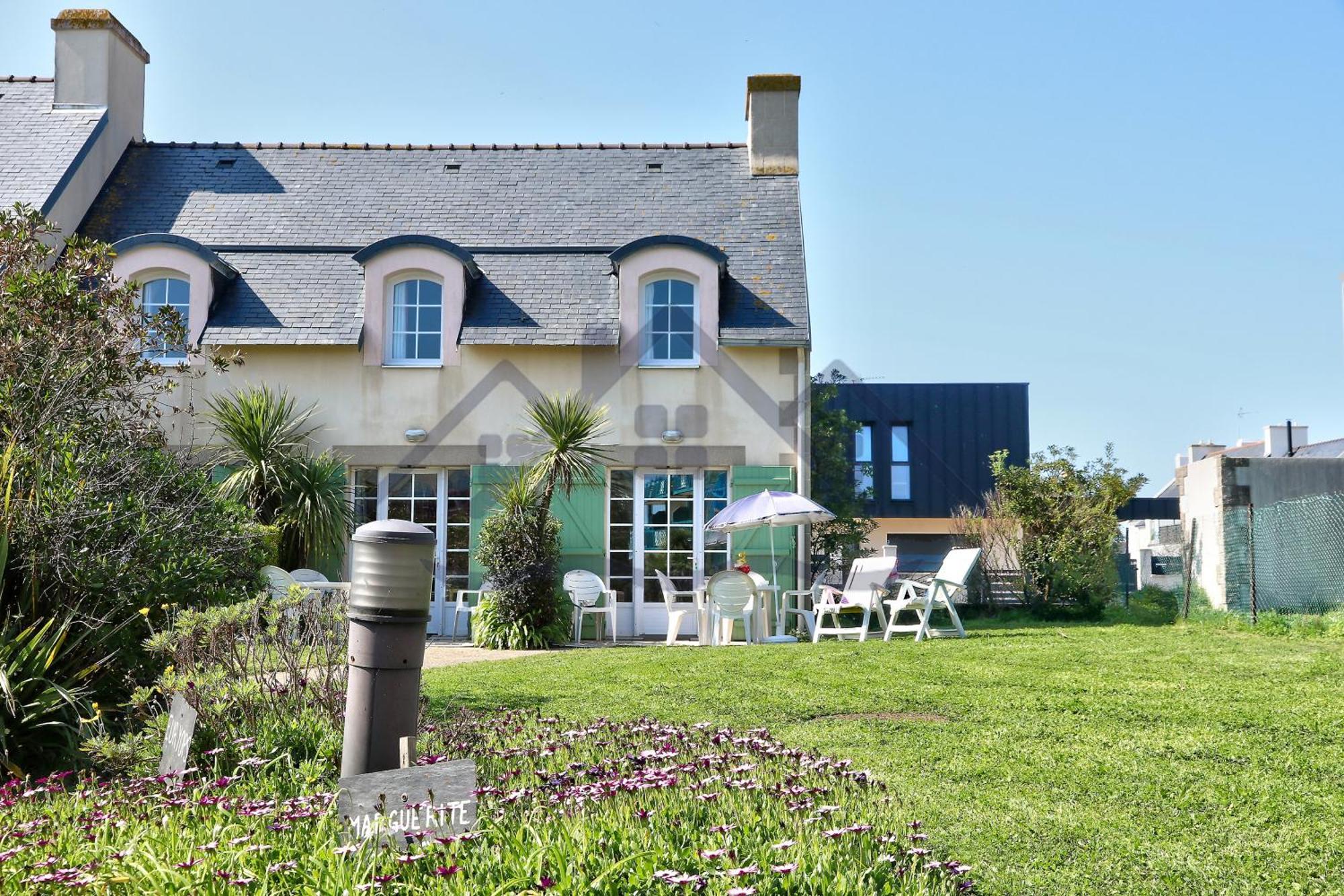 LocaLise - Maison G5 au Guilvinec - A 50m de la mer avec jardin et piscine - Tout à pied, plages, port, centre, commerces, marché - Wifi inclus - Animaux bienvenus - Linge de lit inclus Exterior foto