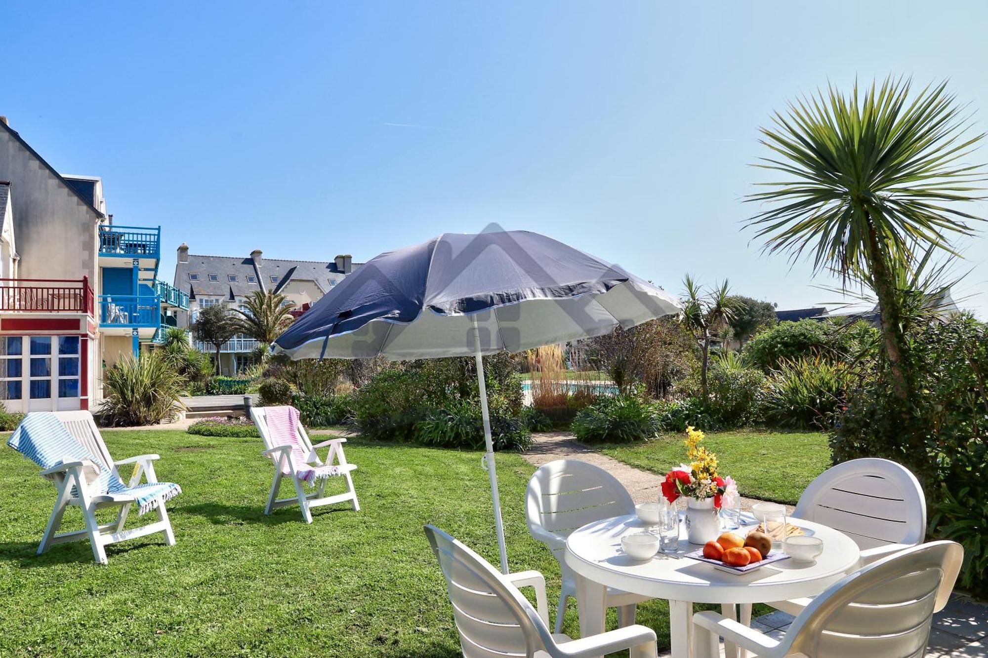 LocaLise - Maison G5 au Guilvinec - A 50m de la mer avec jardin et piscine - Tout à pied, plages, port, centre, commerces, marché - Wifi inclus - Animaux bienvenus - Linge de lit inclus Exterior foto