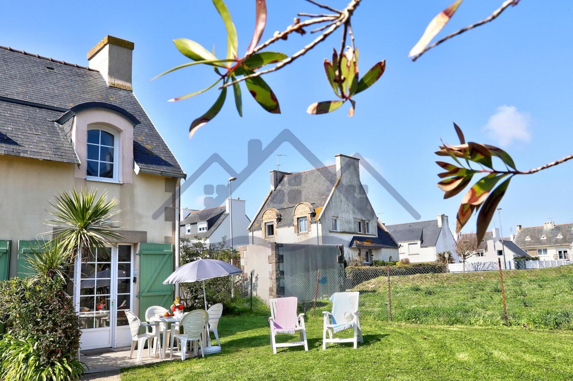 LocaLise - Maison G5 au Guilvinec - A 50m de la mer avec jardin et piscine - Tout à pied, plages, port, centre, commerces, marché - Wifi inclus - Animaux bienvenus - Linge de lit inclus Exterior foto